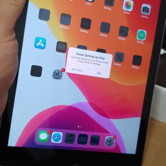 Apple iPad 6 32GB 9.7" WiFi+SIM Unlocked!! Very good!! - Picture 5 of 5